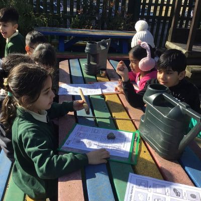 Spring Grow to School gardening day